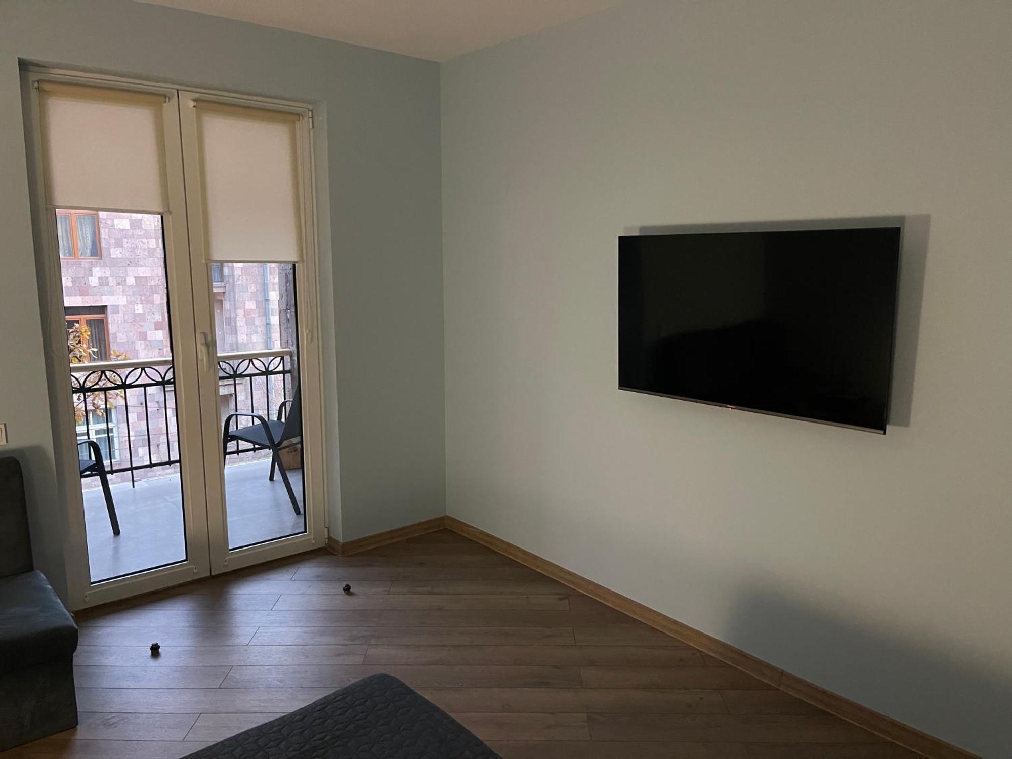Apartamento Yerevan Downtown Luxe Exterior foto