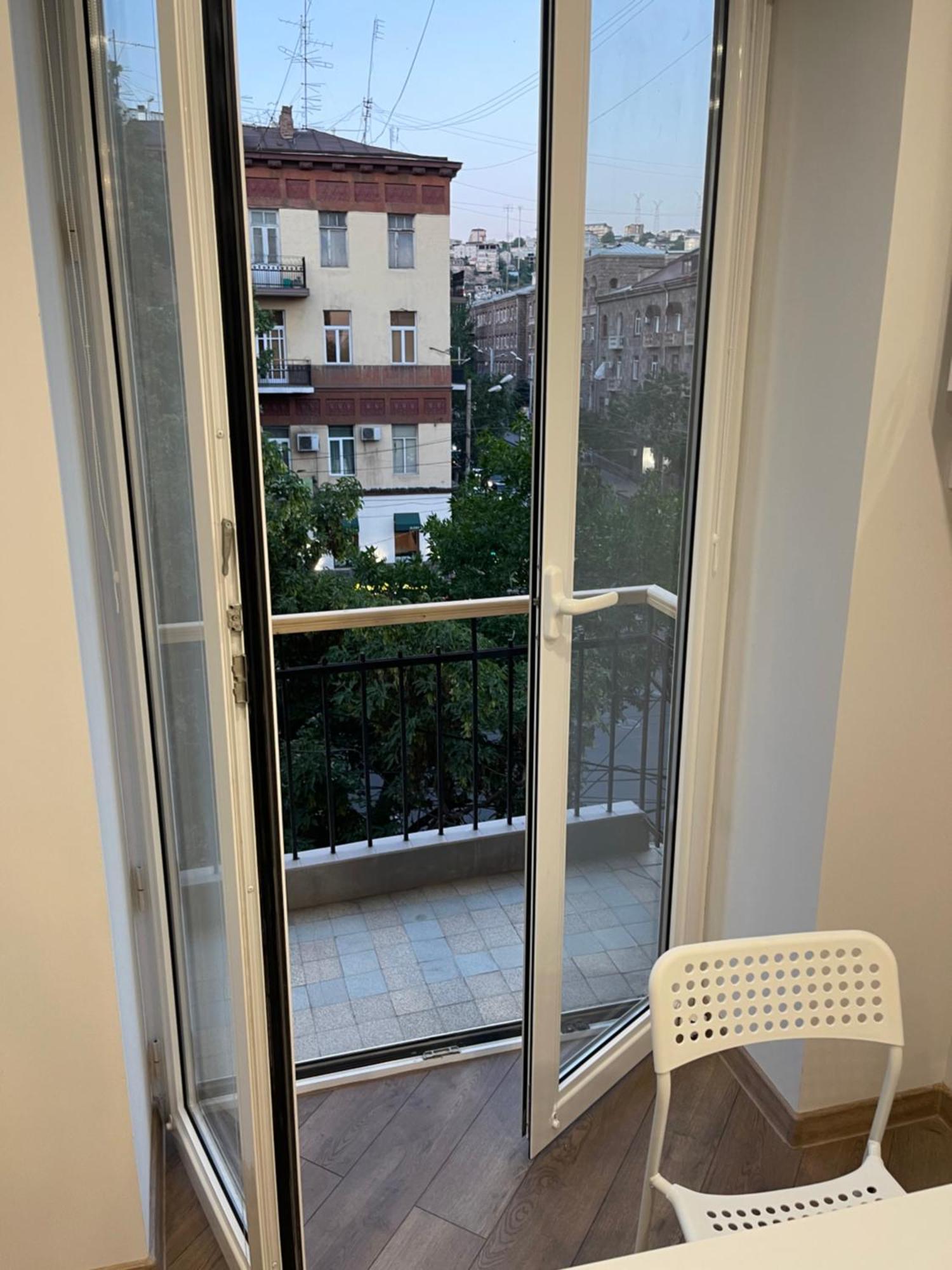 Apartamento Yerevan Downtown Luxe Exterior foto